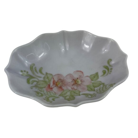 Hand-Painted Floral Porcelain Trinket Dish Vintage Pink Flowers Scalloped Edge - Picture 4 of 11